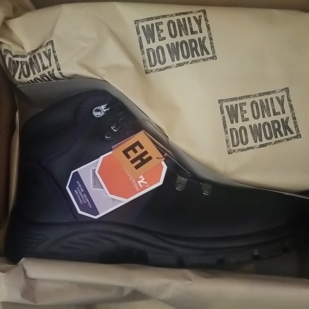 Steel toe boots